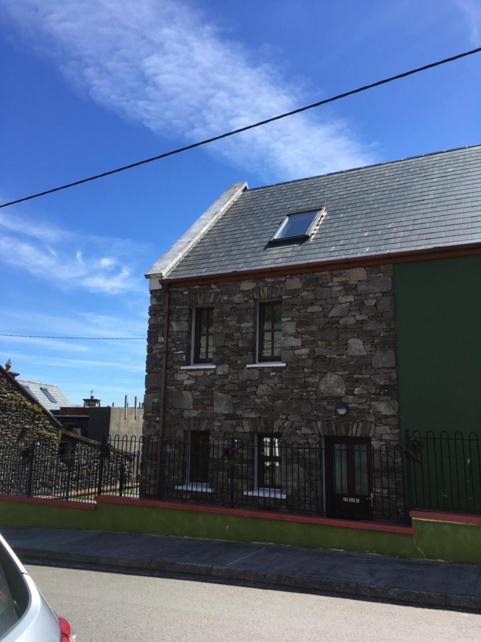 O'Connors Guesthouse Faha  Exterior photo